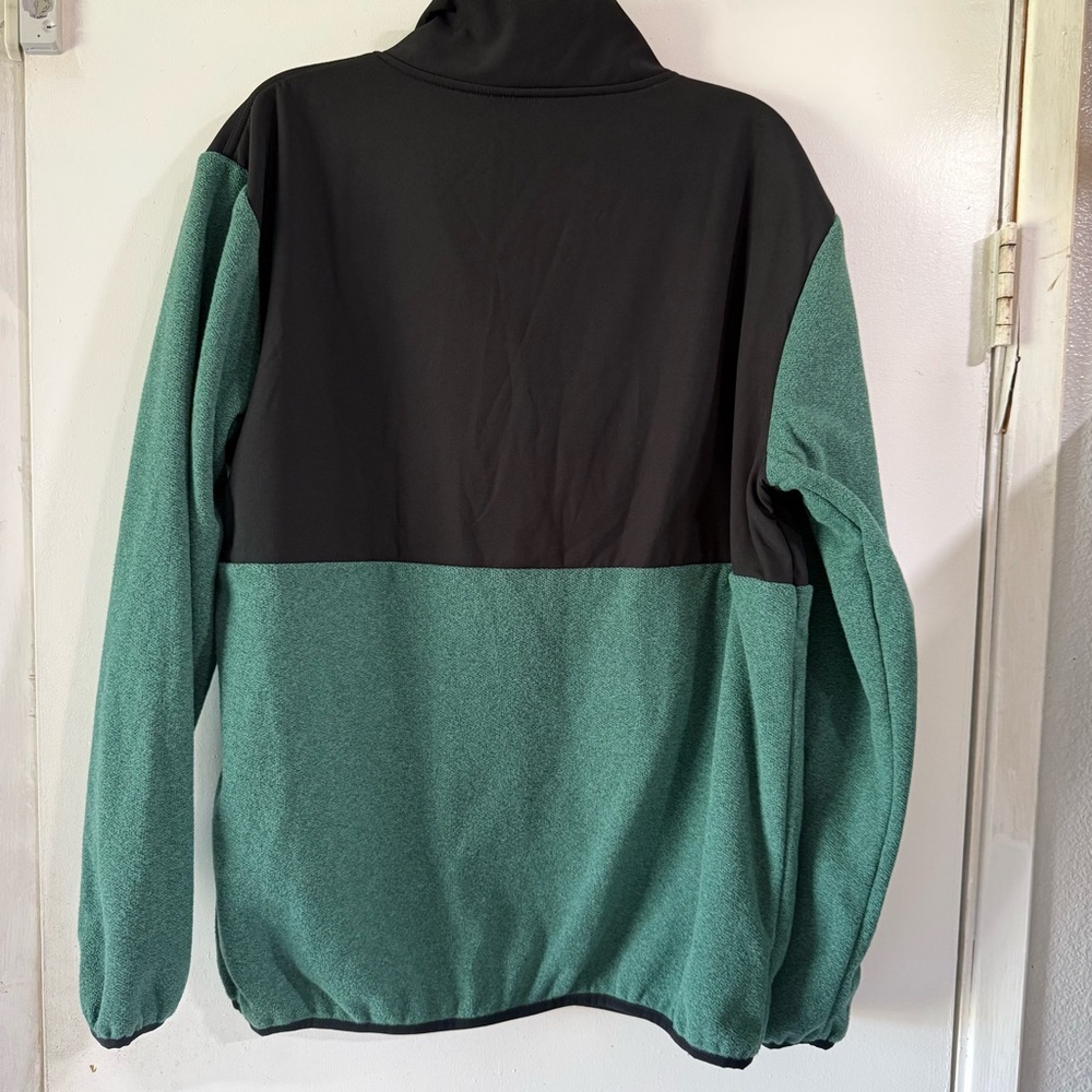 Deso Faire Westlake Snap Pullover - Picture 2 of 12